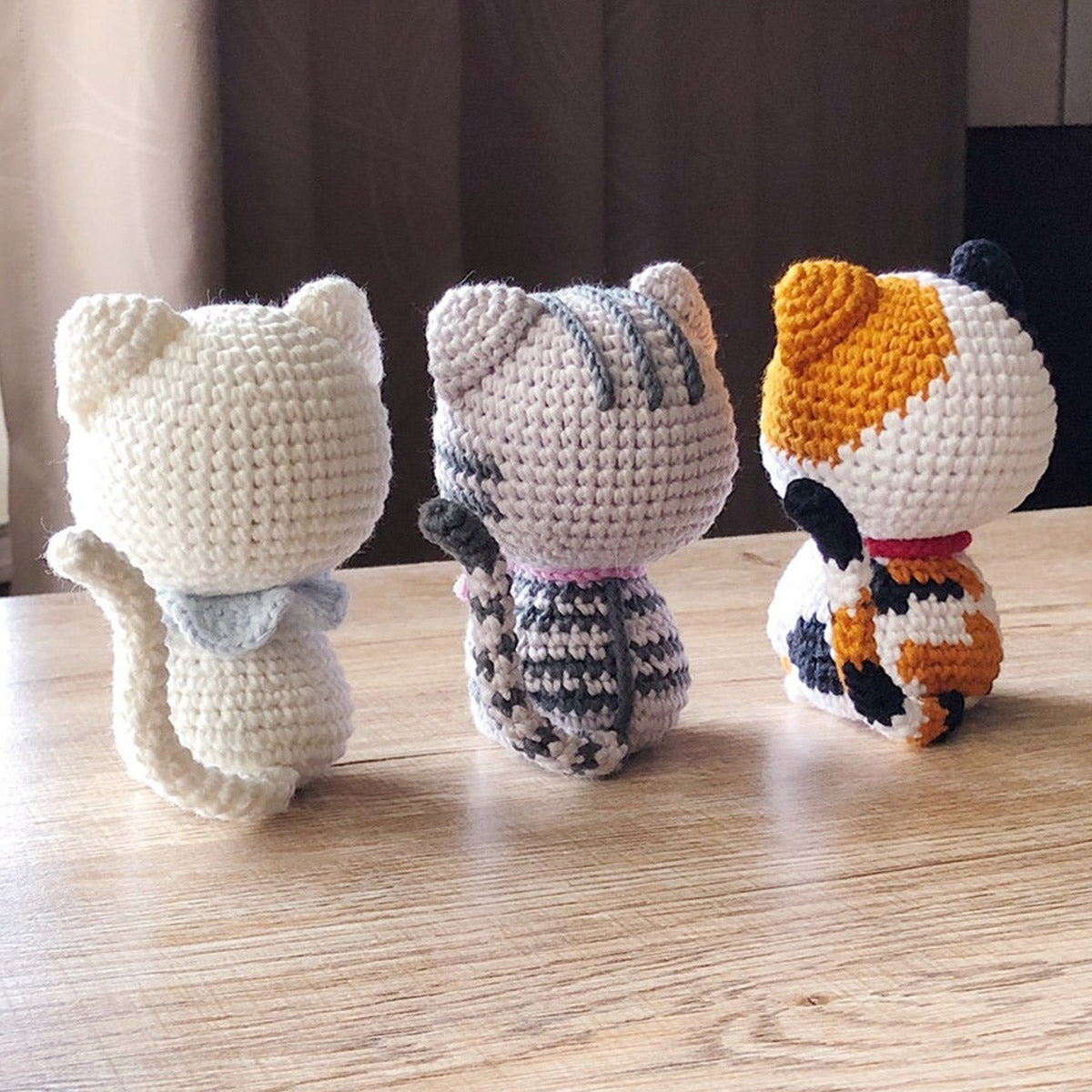 Gehäkelte Amigurumi-Katze – Geschenk für Katzenliebhaber – Personalisierte handgestrickte Puppe