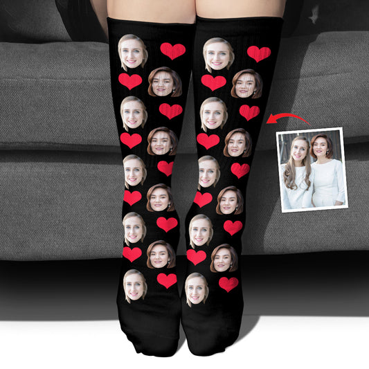 Individuelles Gesichtsherzmuster – Personalisierte Socken für beste Freundinnen