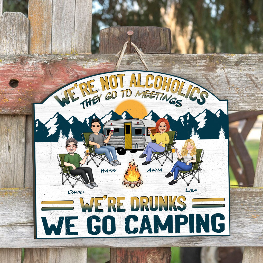 Wir sind Betrunkene, wir gehen zelten - Personalisiertes Camping-Holzschild