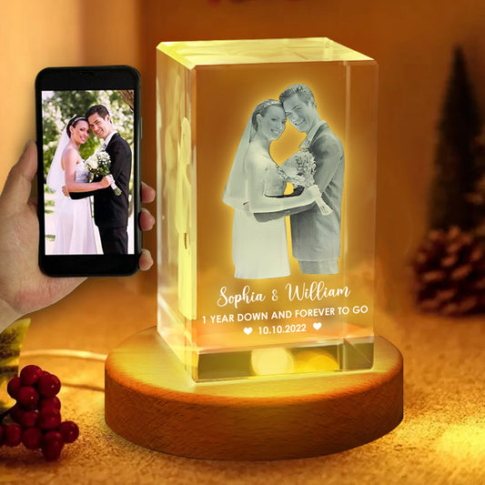 Lasergraviertes Geschenk zum Hochzeitstag – Personalisierte 3D-Kristalllampe in Quaderform mit Lasergravur für Ehemann und Ehefrau