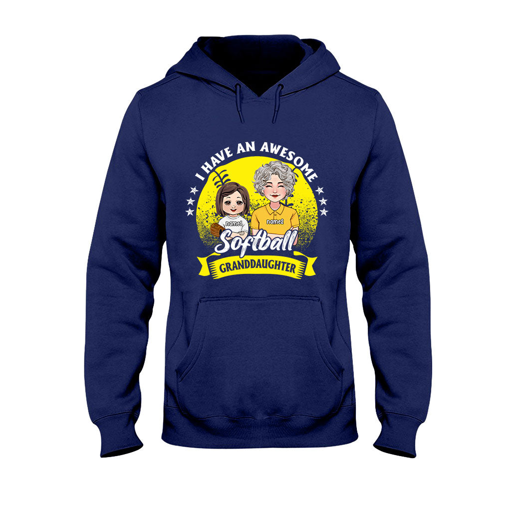 Tolle Softball-Enkelin – personalisiertes Softball-T-Shirt und Hoodie