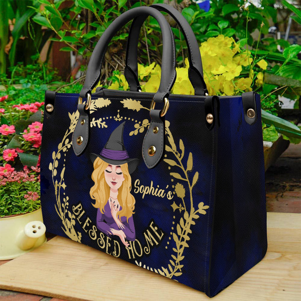 Gesegnetes Zuhause – Personalisierte Hexen-Lederhandtasche
