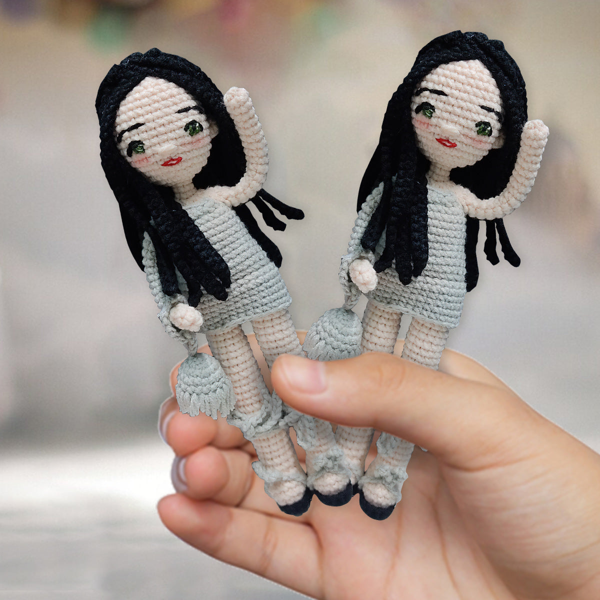 Deine Puppe – Personalisierte Stiefmutter-Handstrickpuppe