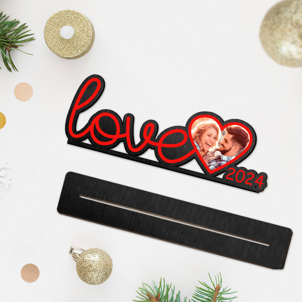 Liebe 2024 – Personalisiertes Pärchen-Tischschild, 1-lagig, groß, freistehend