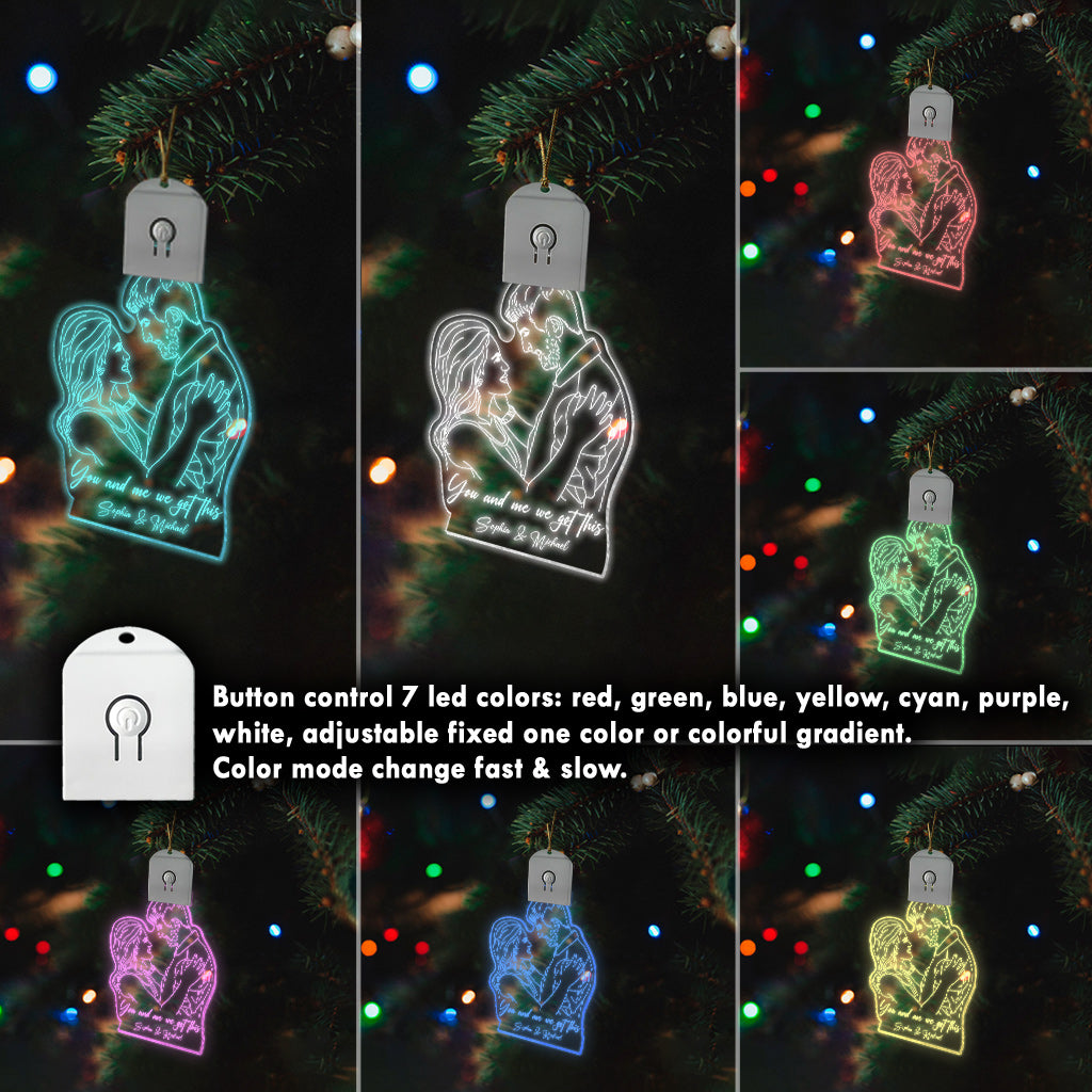 Strichzeichnung eines Paares – Personalisierte LED-Acryl-Anhänger für Paare