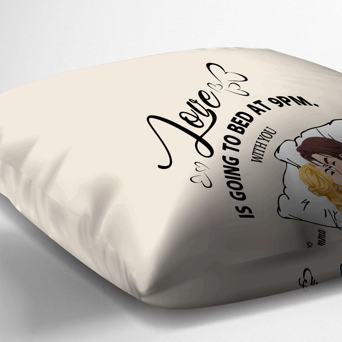 Liebe heißt: Mit dir um 21 Uhr ins Bett gehen – Geschenk für den Ehemann – Personalisiertes Dekokissen