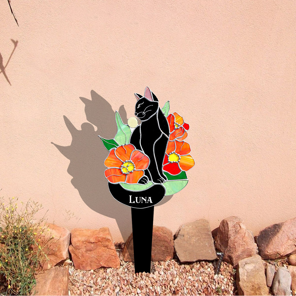 Schwarze Katze – Personalisiertes Acryl-Gartenschild mit schwarzer Katze