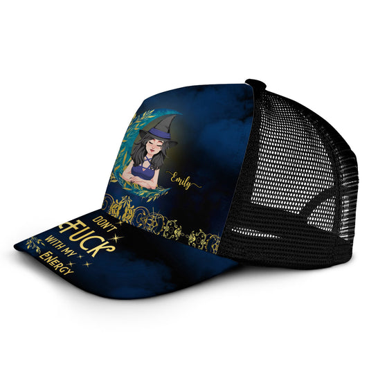 Leg dich nicht mit meiner Energie an – Personalisierte Hexen-Truckermütze