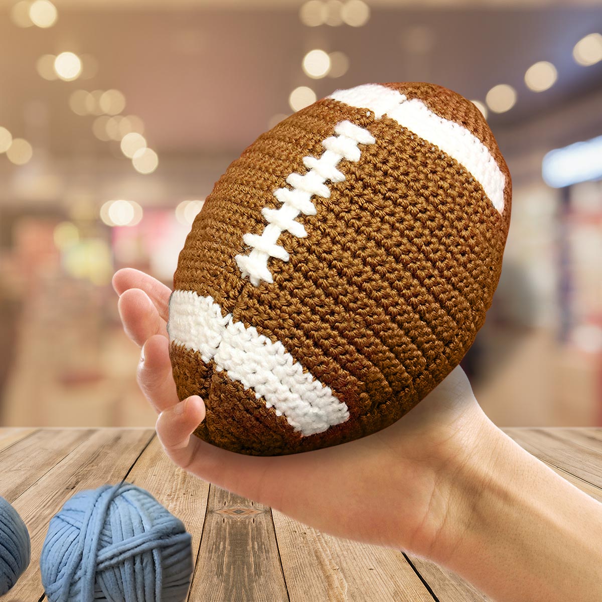 Gestrickter American-Football-Ball – Handgestrickte Football-Puppe