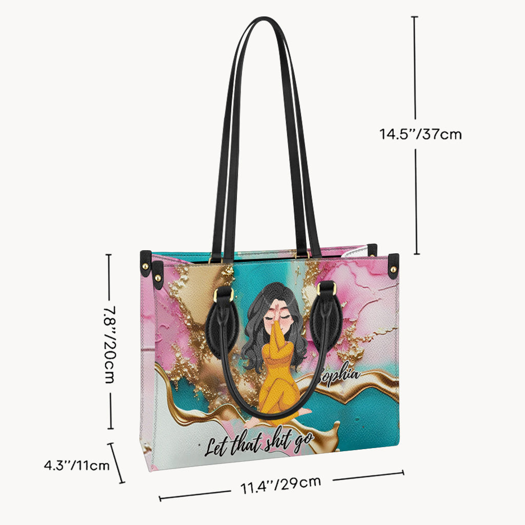 Lass den Scheiß los – personalisierte Yoga-Lederhandtasche