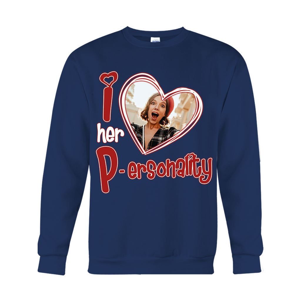 Ich liebe ihre Persönlichkeit, ich liebe seine Hingabe. Jeder Foto-Upload möglich – personalisiertes Partner-T-Shirt und Hoodie