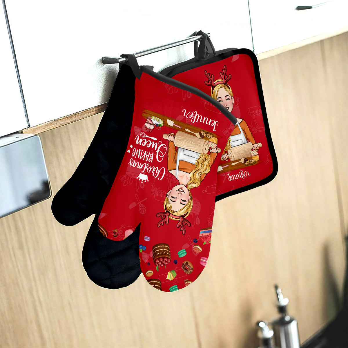 Christmas Baking Queen - Personalized Baking Oven Mitts & Pot Holder Set