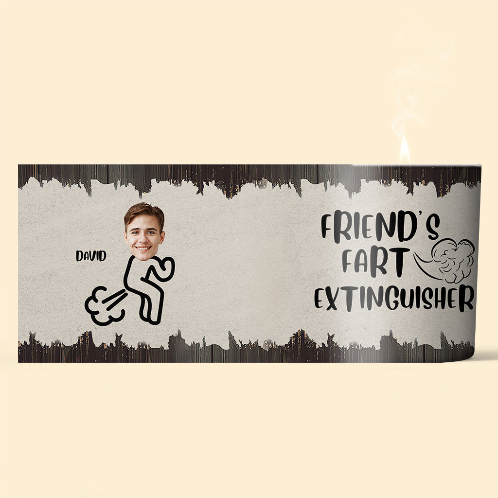 Furzlöscher – Geschenk für Papa, Oma, Opa, Mama, Onkel, Tante, Sohn, Tochter, Bruder, Schwester, Enkelin, Enkel, Ehemann, Ehefrau, Freund, Freundin, Freund – Personalisierte Kerze mit Holzdeckel