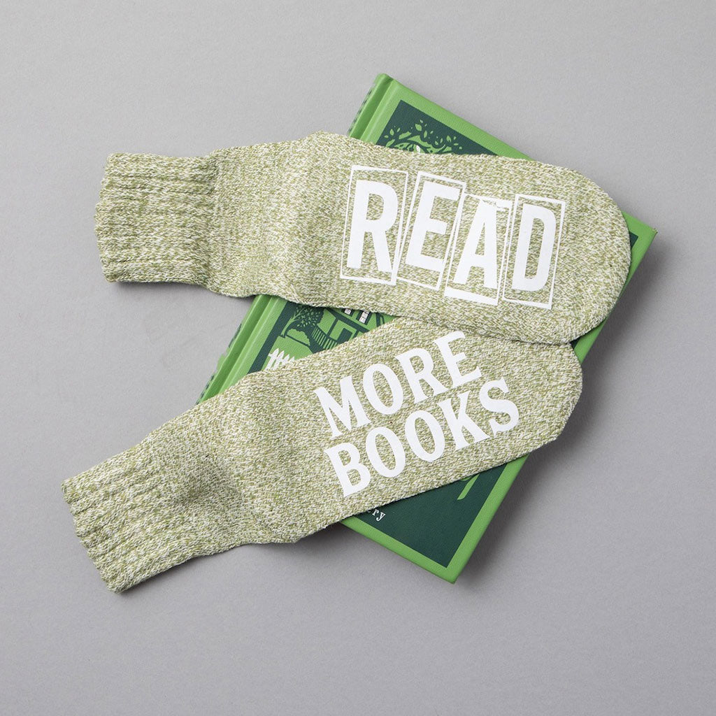 So viele Bücher, so wenig Zeit – personalisierte Buchsocken