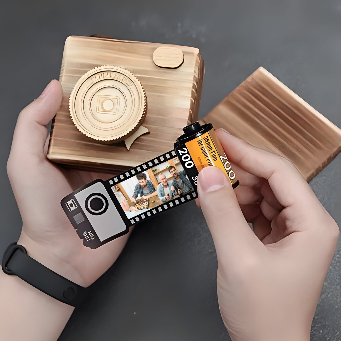 Personalisierter Filmrollen-Schlüsselanhänger – Geschenk für Stiefvater – Personalisierter Filmrollen-Schlüsselanhänger