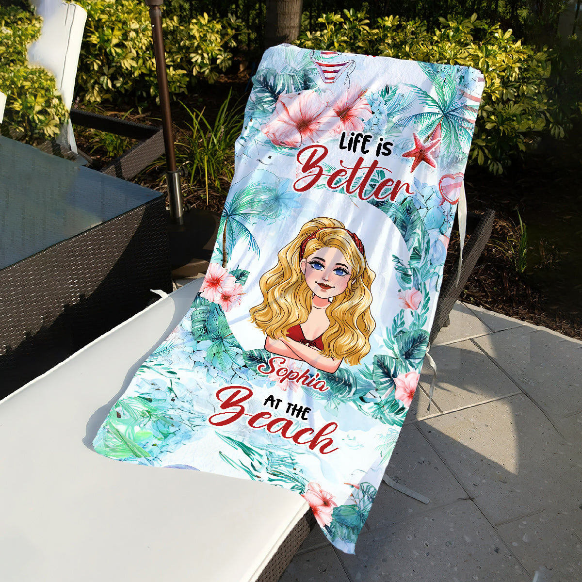 Das Leben ist schöner am Strand – personalisiertes Strandtuch für Meeresliebhaber