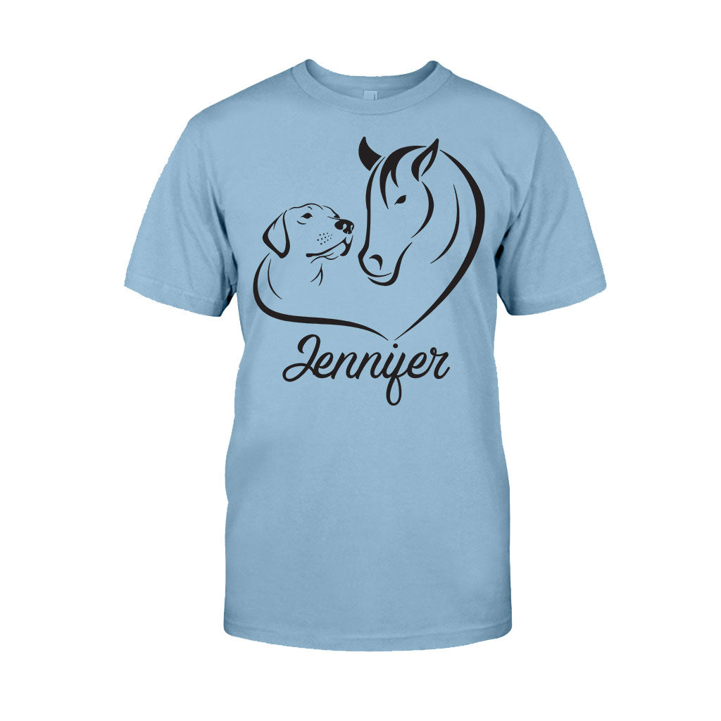 Pferd und Hund – Personalisiertes Pferde-T-Shirt und Hoodie