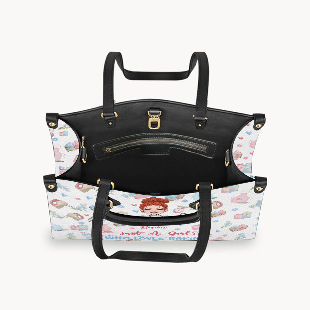 Einfach ein Mädchen, das Backen liebt – personalisierte Backhandtasche aus Leder
