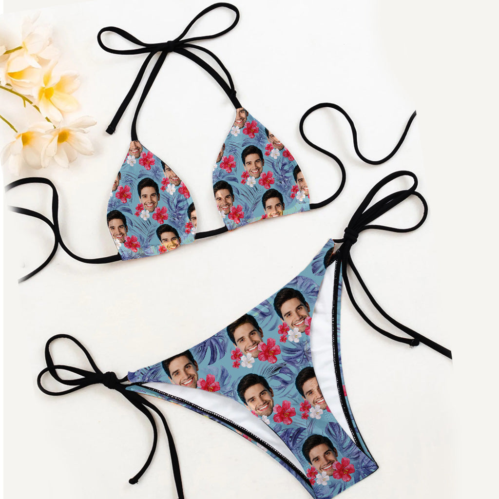 Du und ich, wir schaffen das – Personalisierter Triangel-Bikini und Herren-Shorts für Meeresliebhaber