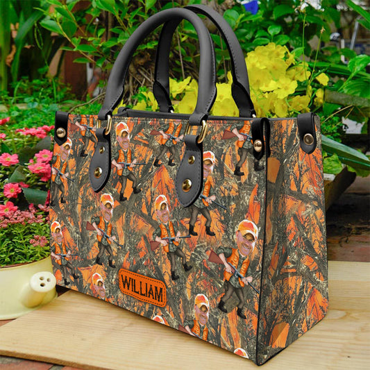 Foto eingefügter Jäger - Personalisierte Jagdlederhandtasche