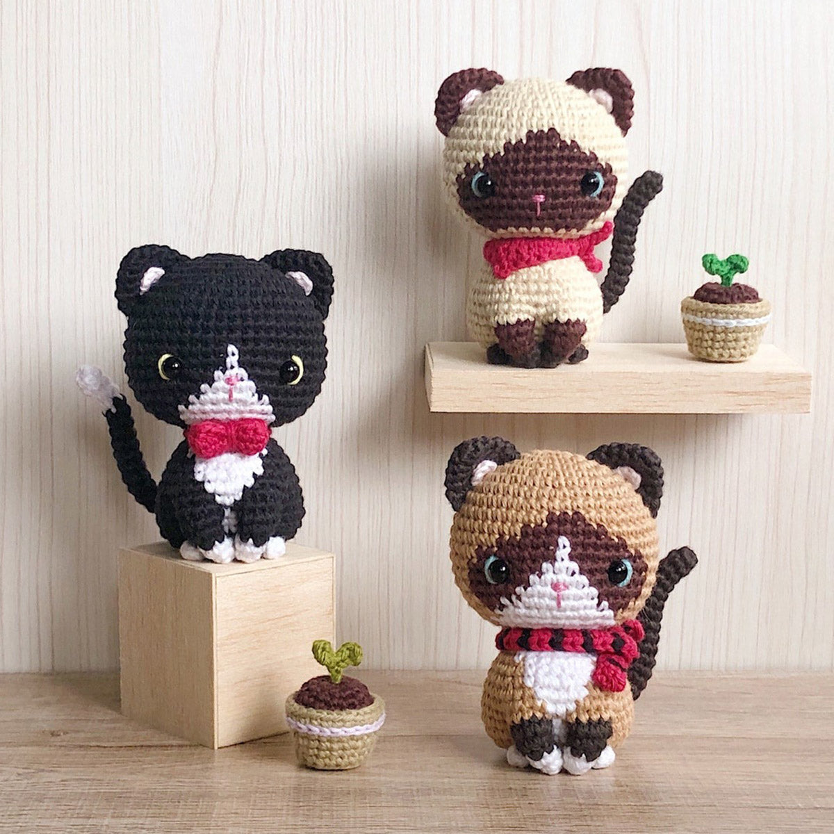 Gehäkelte Amigurumi-Katze – Geschenk für Katzenliebhaber – Personalisierte handgestrickte Puppe
