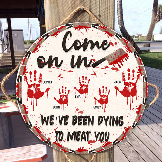 Come On In - Personalized Family Round Wood Sign