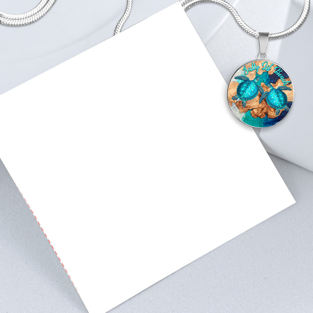 Salty Lil' Beach – Personalisierte Halskette mit rundem Schildkrötenanhänger