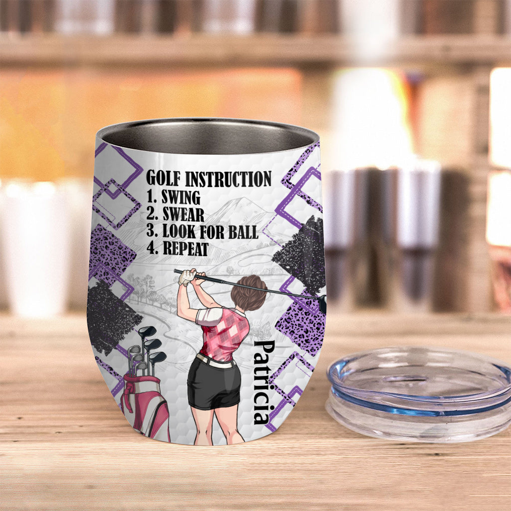 Just A Girl – Golfgeschenk für sie, Ehefrau, Mutter, Oma, Freundin – Personalisierter Weinbecher