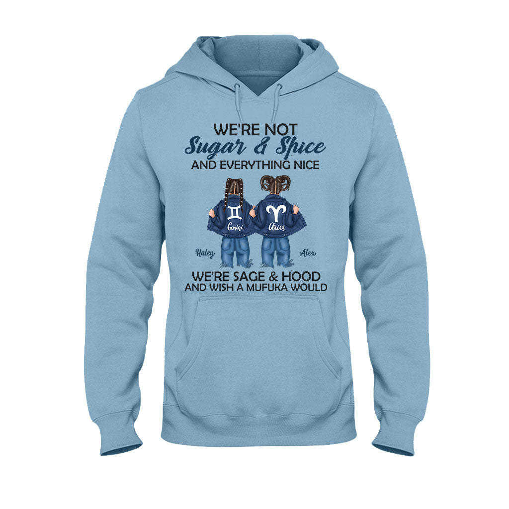 Gemeinsam im Ärger – Personalisiertes T-Shirt und Hoodie für beste Freundinnen