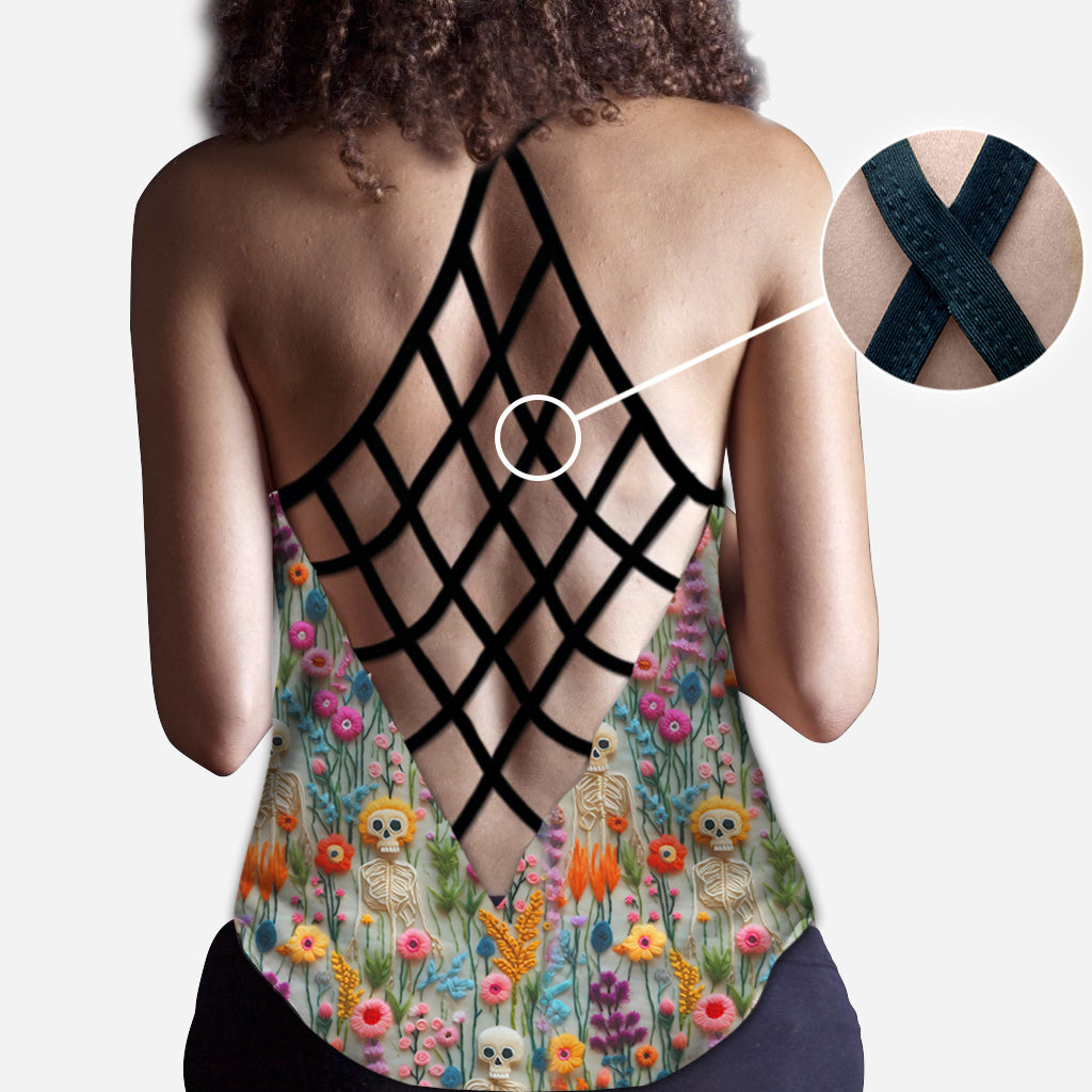 Personalisiertes Tanktop mit Totenkopf-Kreuz und Blumen-Skelett-Motiv