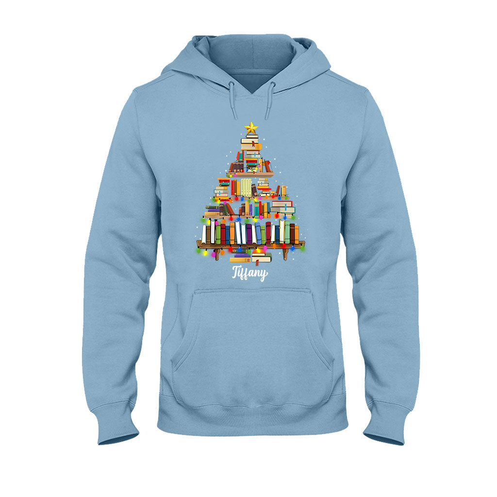 Bücher-Weihnachtsbaum – Personalisiertes Buch-T-Shirt und Hoodie