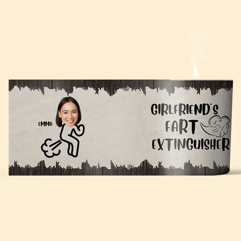 Furzlöscher – Geschenk für Papa, Oma, Opa, Mama, Onkel, Tante, Sohn, Tochter, Bruder, Schwester, Enkelin, Enkel, Ehemann, Ehefrau, Freund, Freundin, Freund – Personalisierte Kerze mit Holzdeckel