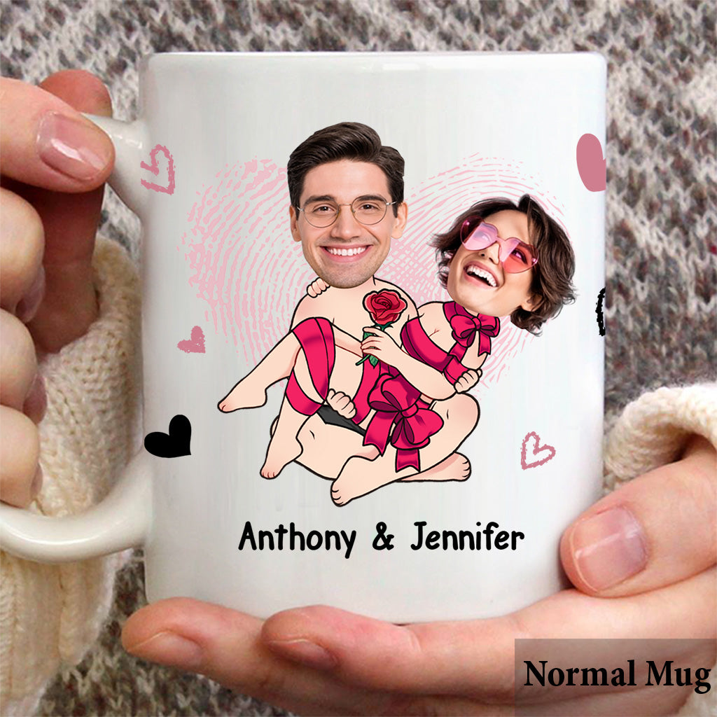Das einzige Geschenk, das Sie brauchen – personalisierte Tasse für Paare