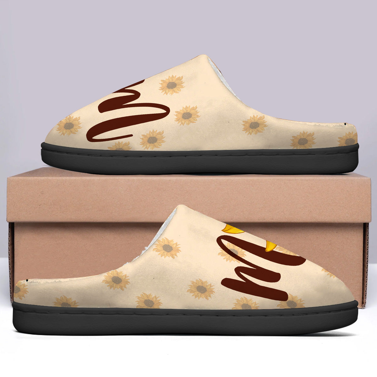 Mutter und Kinder Sonnenblumen und Schmetterlinge - Personalisierte Mutter-Hausschuhe