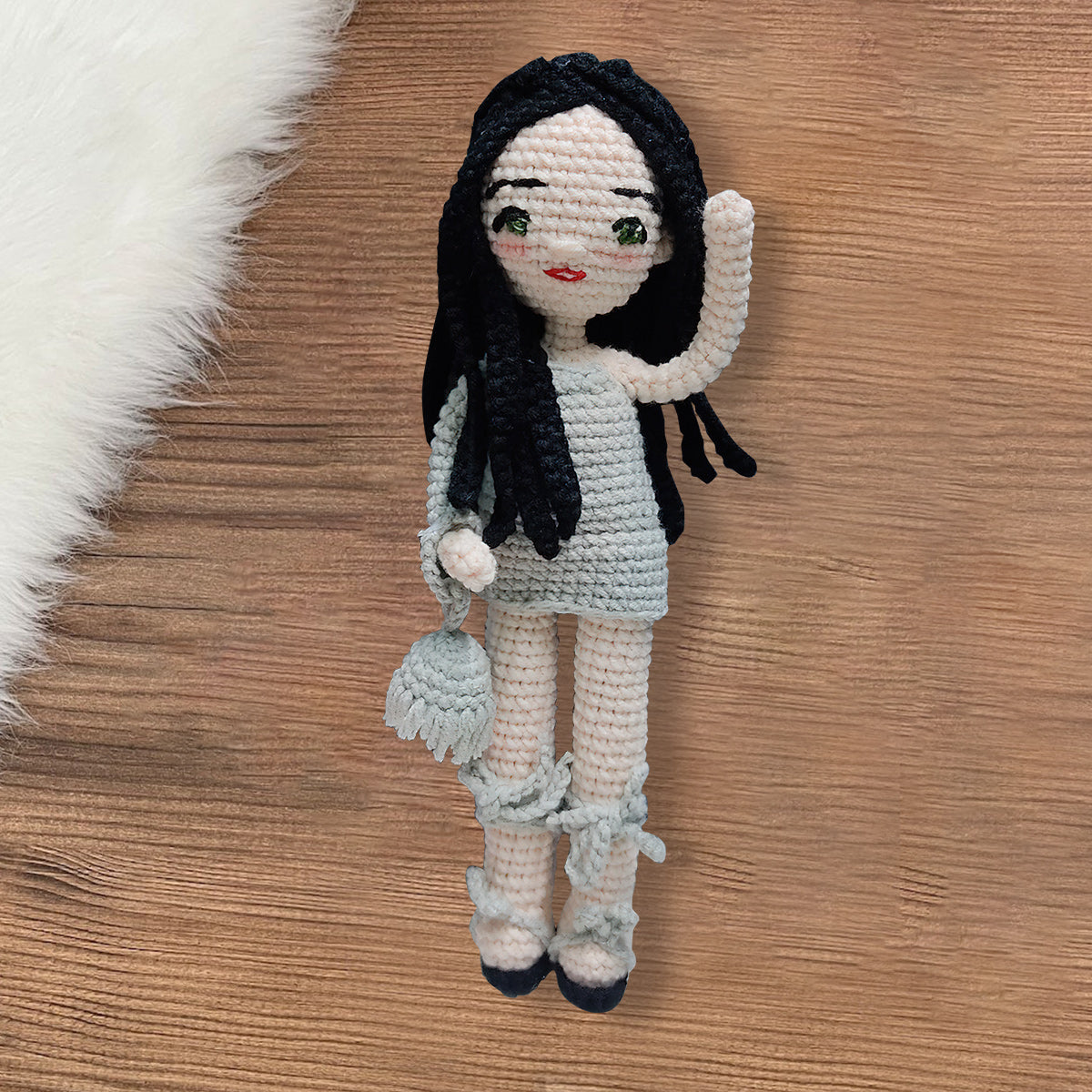 Deine Puppe – Personalisierte Stiefmutter-Handstrickpuppe