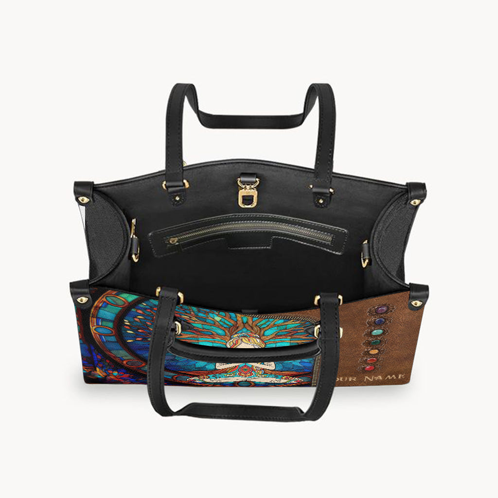 Namaste Green – Personalisierte Yoga-Lederhandtasche