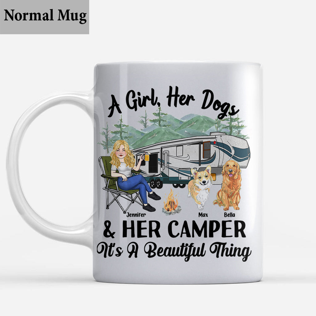 Ein Mädchen, ihr Hund und ihr Wohnmobil – Campinggeschenk für Hundeliebhaber – Personalisierte Tasse