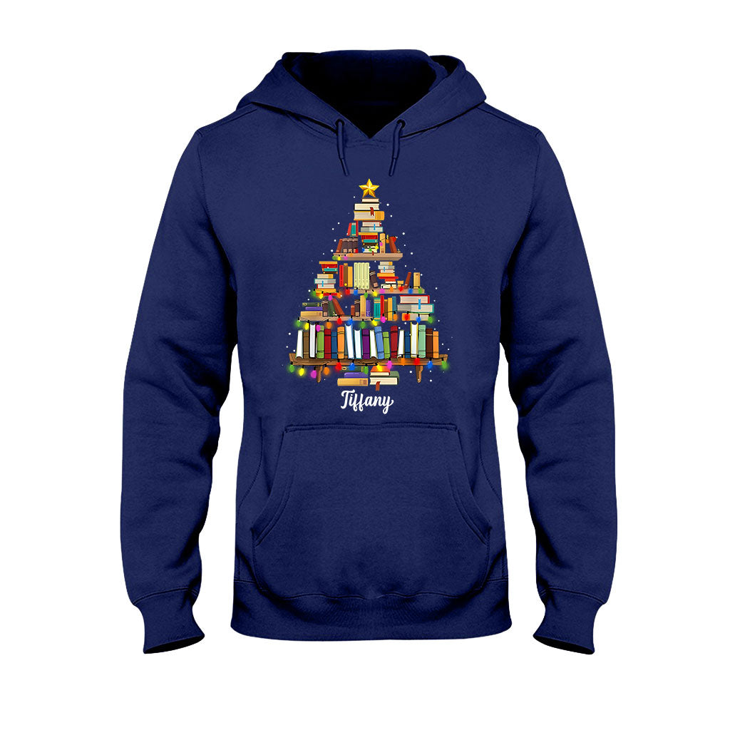 Bücher-Weihnachtsbaum – Personalisiertes Buch-T-Shirt und Hoodie