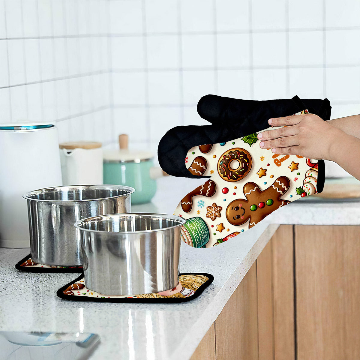 Dieses Mädchen kann backen – Backgeschenk für Mama, Freundin, Ehefrau – Personalisiertes Topflappen-Set