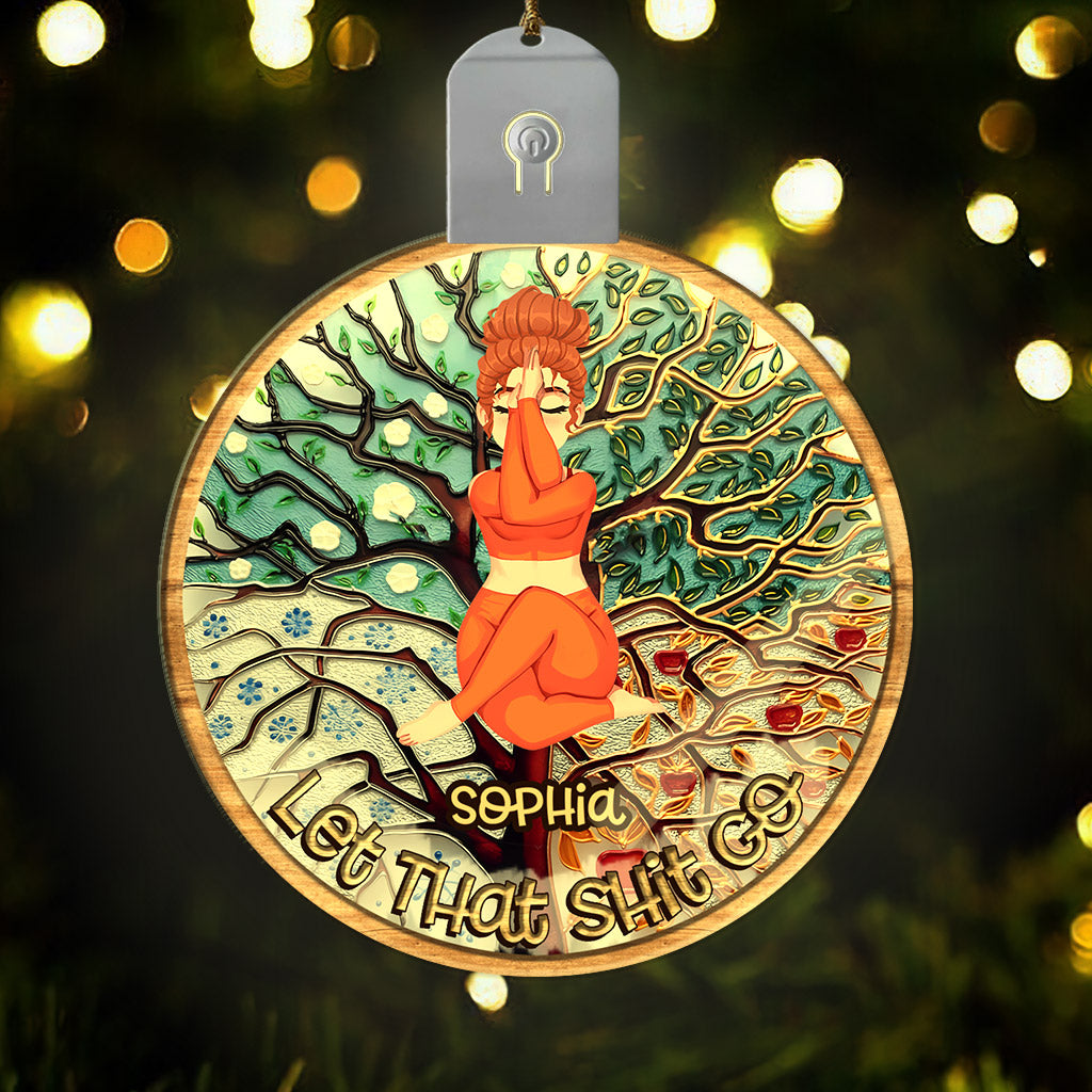 Lass den Scheiß los – Personalisierter Yoga-LED-Acryl-Anhänger