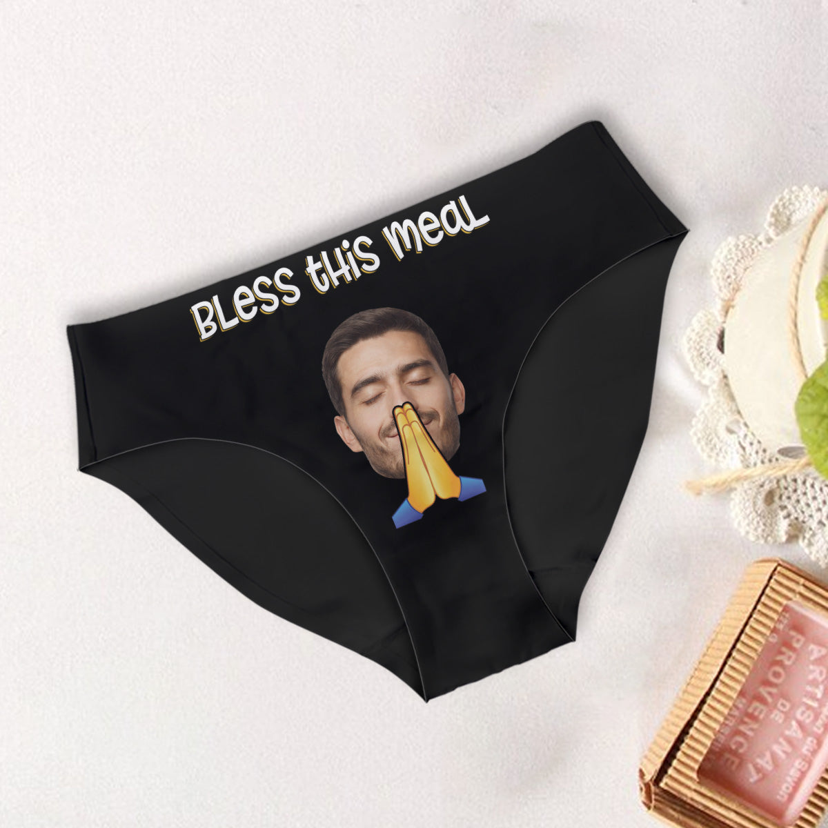 Bless This Meal – Personalisierte Slips für Paare (Damen) & Boxershorts für Herren