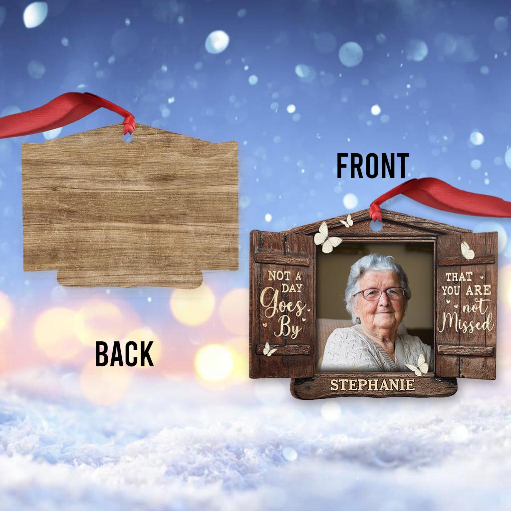 Kein Tag vergeht, an dem du nicht vermisst wirst – personalisiertes Gedenkornament