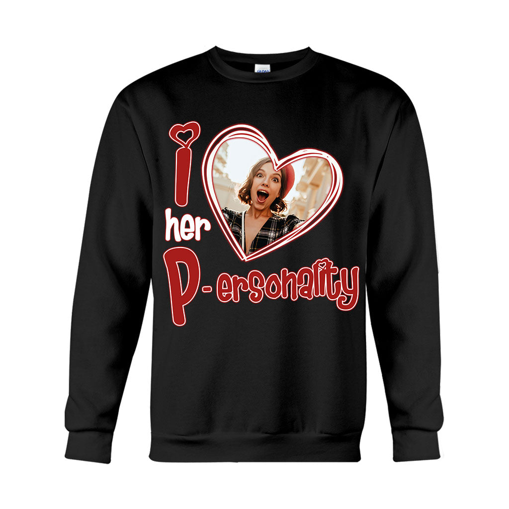 Ich liebe ihre Persönlichkeit, ich liebe seine Hingabe. Jeder Foto-Upload möglich – personalisiertes Partner-T-Shirt und Hoodie