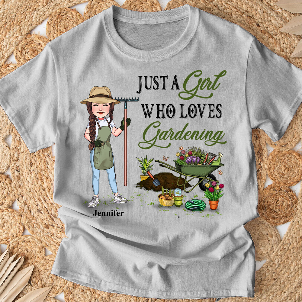 Einfach ein Mädchen, das Gartenarbeit liebt – personalisiertes Garten-T-Shirt & Hoodie