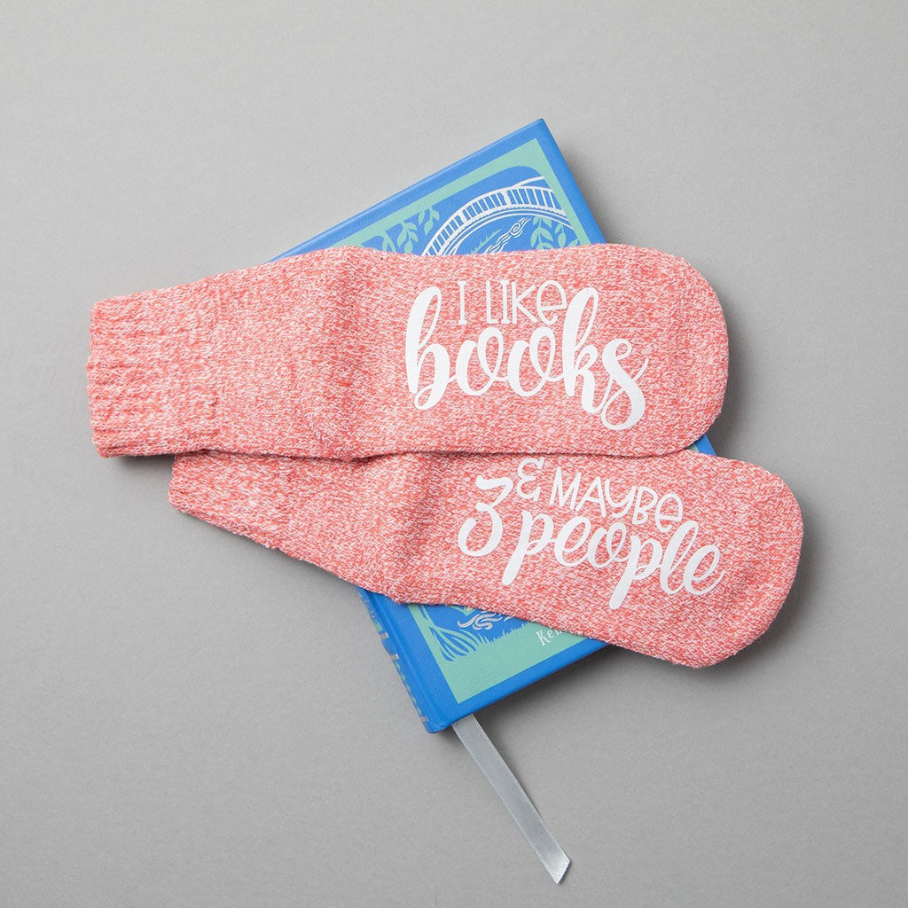 So viele Bücher, so wenig Zeit – personalisierte Buchsocken