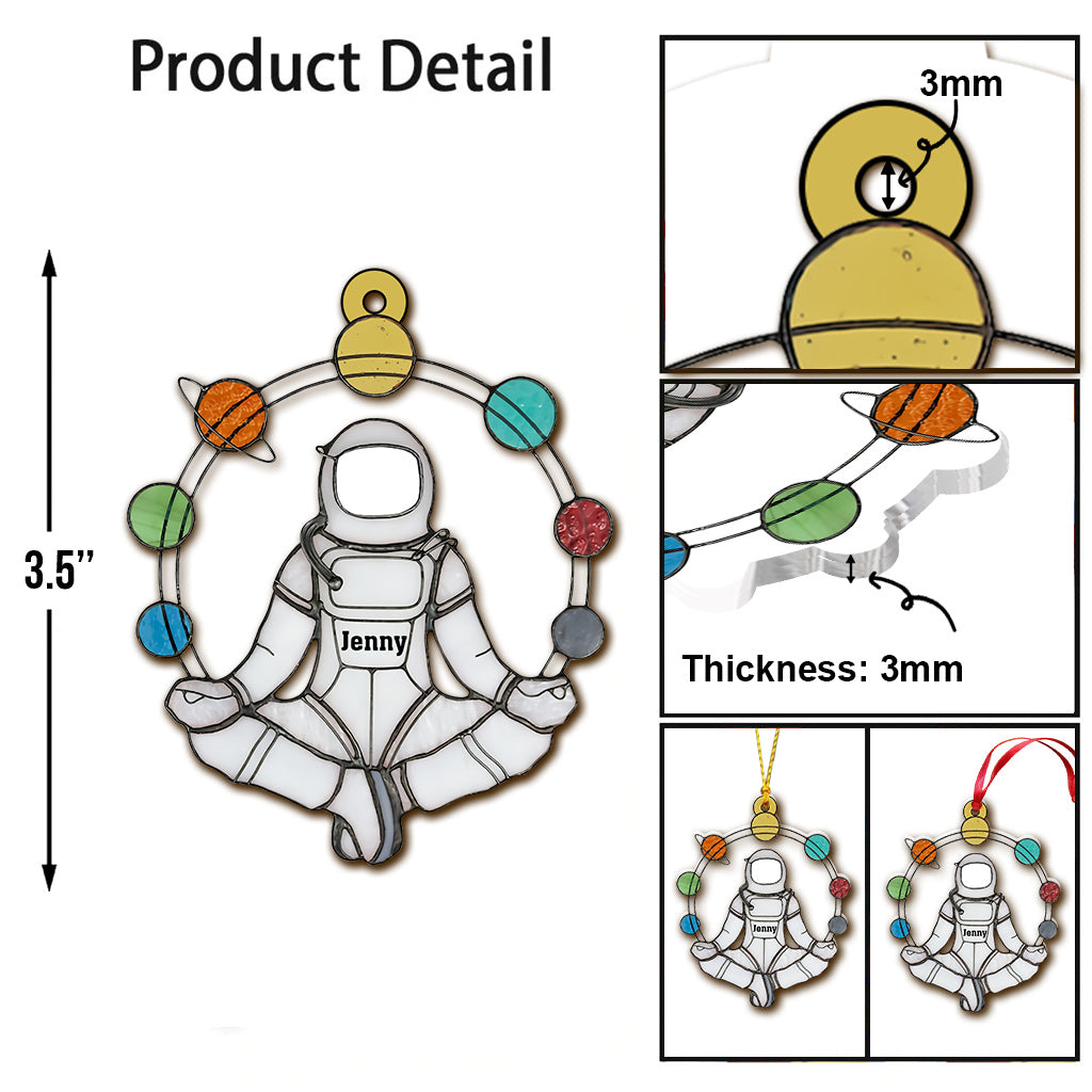 Yoga im Weltraum – Personalisierter Yoga-Anhänger