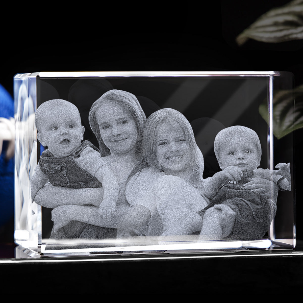 Foto nach Wunsch – Personalisierte Kinder-Lasergravur auf 3D-Kristalllampe in Quaderform