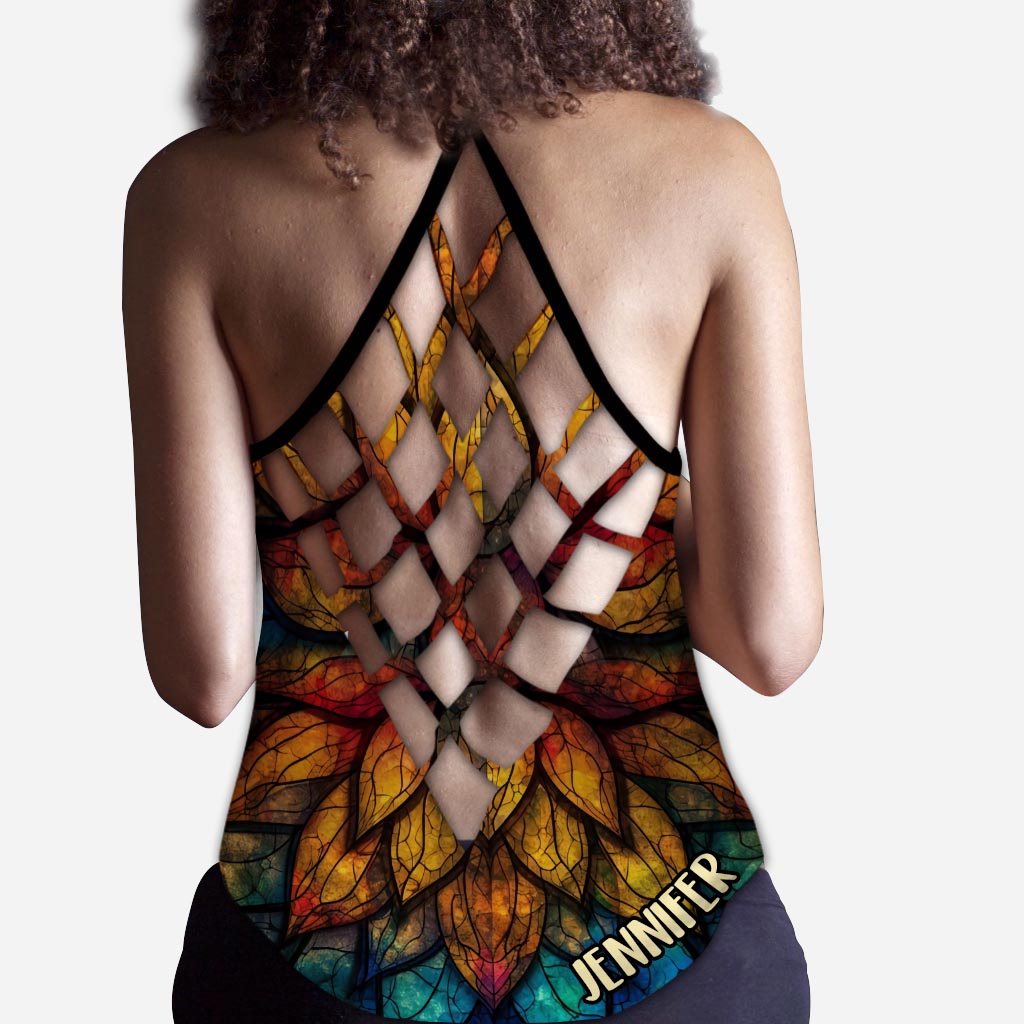 Beeil dich, innere Ruhe zu finden – personalisiertes Yoga-Kreuz-Tanktop