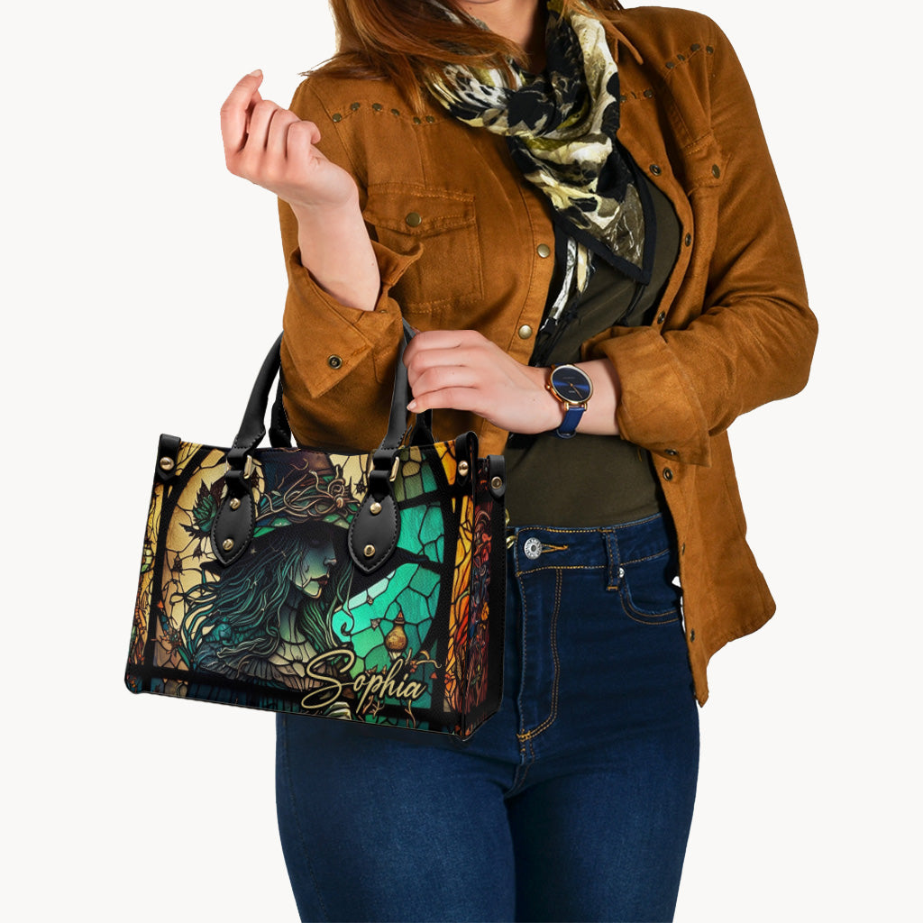 Mysteriöse Hexe – Personalisierte Hexen-Lederhandtasche