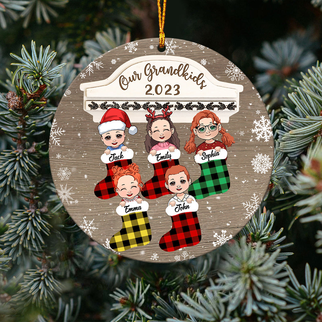 Unsere Enkelkinder 2023 – Personalisierter Oma-Weihnachtsbaumschmuck